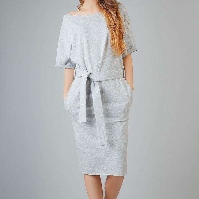 Chic Raw Edge Kimono-Style Tessita Knit Dress with Practical Pockets