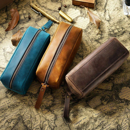 Chic Retro Leather Zippered Pen Holder - Perfect for Students and Collectors - Très Elite