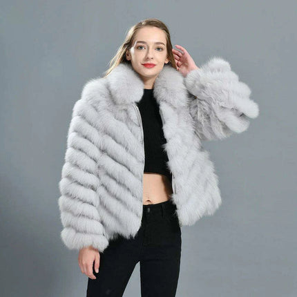 Chic Reversible Fox Fur Coat - Your Must-Have Winter Fashion Statement - Très Elite