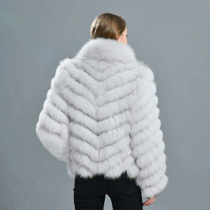 Chic Reversible Fox Fur Coat - Your Must-Have Winter Fashion Statement - Très Elite