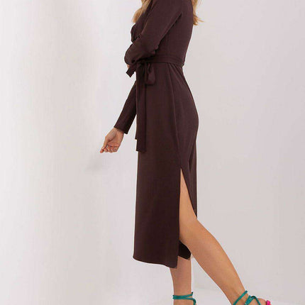 Chic Ribbed Daydress with Alluring Heart Neckline and Stylish Accents - Très Elite
