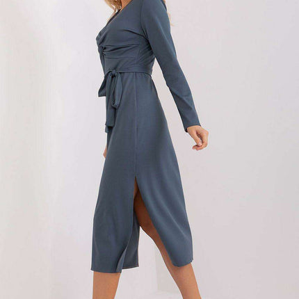 Chic Ribbed Daydress with Alluring Heart Neckline and Stylish Accents - Très Elite
