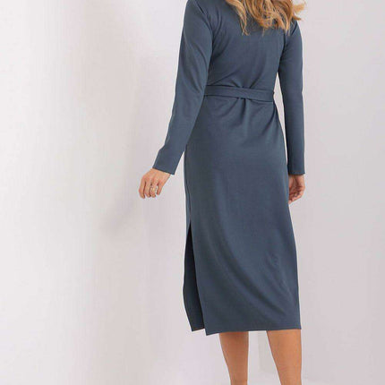 Chic Ribbed Daydress with Alluring Heart Neckline and Stylish Accents - Très Elite