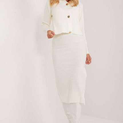 Chic Ribbed Dress and Cozy Knit Sweater Set - Très Elite