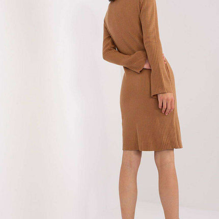 Chic Ribbed Knit Midi Daydress - Très Elite