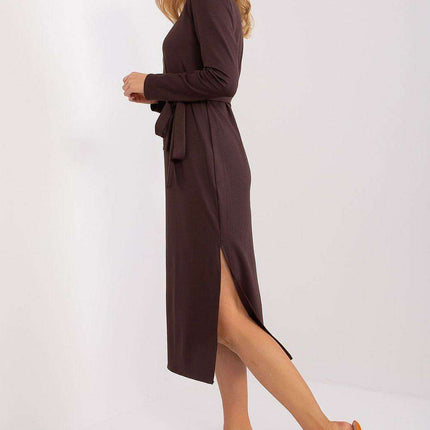 Chic Ribbed Midi Dress with Adjustable Waist Tie - Très Elite