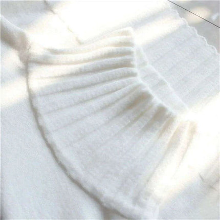 Chic Ribbed Turtleneck Pullover - Stylish Fit, Cozy Comfort - Très Elite