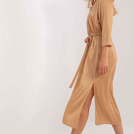 Chic Ribbed V-Neck Midi Dress with Adjustable Waist Detail - Très Elite