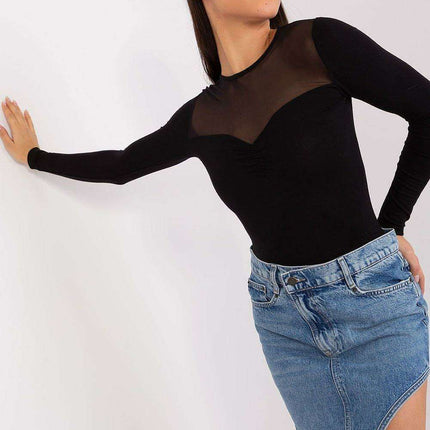 Chic Ribbed Viscose Blend Top - Très Elite