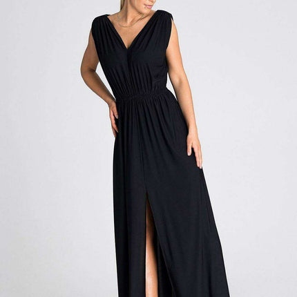 Chic Ruffle-Accented Maxi Dress with Pagon Details - Très Elite