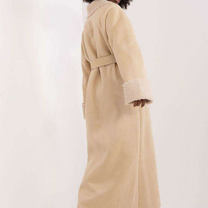 Chic Sheepskin Winter Coat for Effortless Elegance - Très Elite
