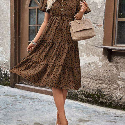 Chic Short-Sleeve Polka Dot V-Neck Dress: Stylish Spring-Summer Apparel for Women - Très Elite