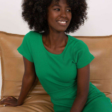 Chic Short-Sleeve Ribbed Cotton Top - Très Elite