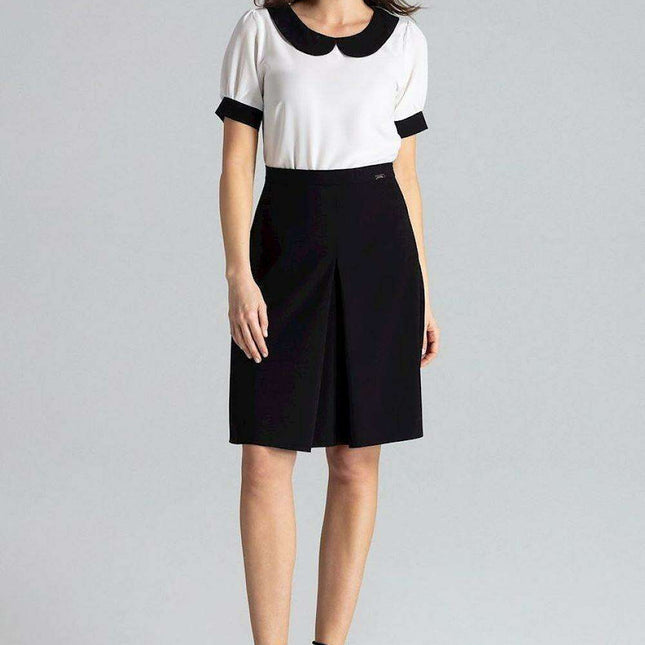 Chic Silhouette-Enhancing Top