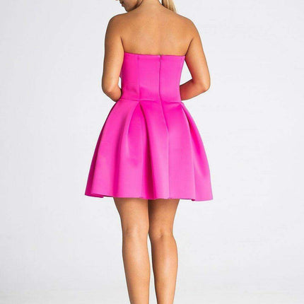 Chic Silver Logo-Embellished Pleated Evening Dress - Très Elite