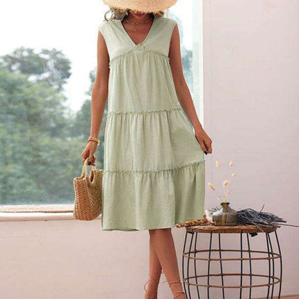 Chic Sleeveless Dress for Seamless Day-to-Night Wear - Très Elite