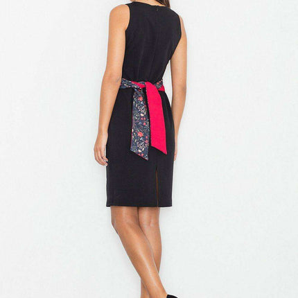 Chic Sleeveless Dress with Stylish Two-Tone Waistbelt - Très Elite