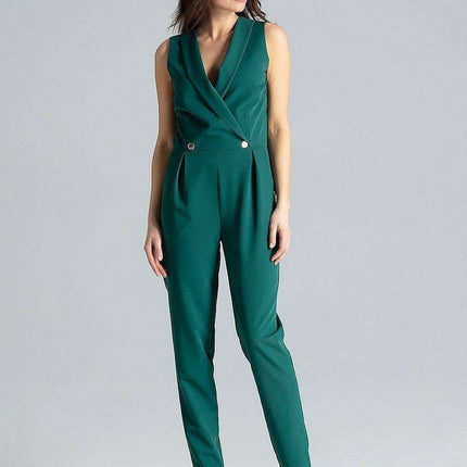Chic Sleeveless Jumpsuit with Modern Envelope Neckline - Très Elite