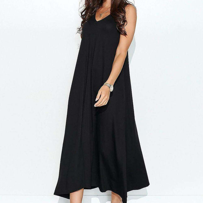 Chic Sleeveless Knit Dress with Unique Back Design