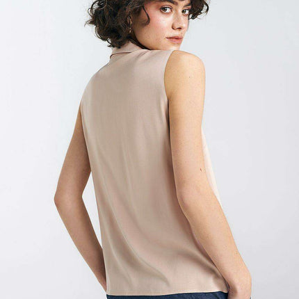 Chic Sleeveless Viscose Blouse With Timeless Collar - Très Elite