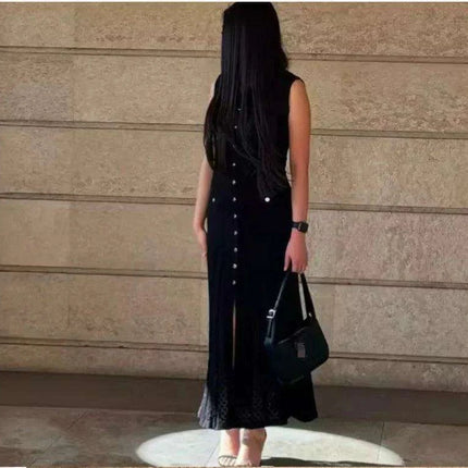 Chic Sleeveless White Hollow Knit Dress for Women - Relaxed Fit, O-Neck, Single-Breasted Style for Office and Casual - Très Elite