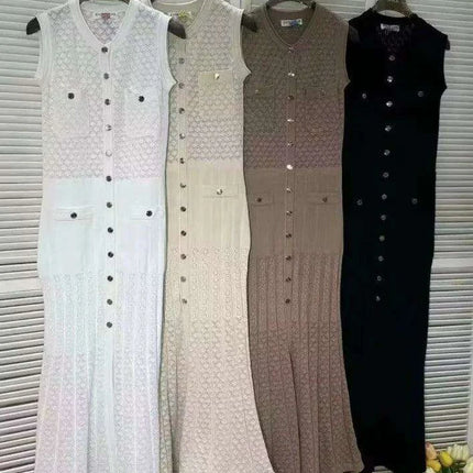 Chic Sleeveless White Hollow Knit Dress for Women - Relaxed Fit, O-Neck, Single-Breasted Style for Office and Casual - Très Elite