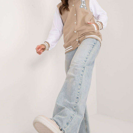 Chic Snap Button Sweatshirt for Active Women - Très Elite
