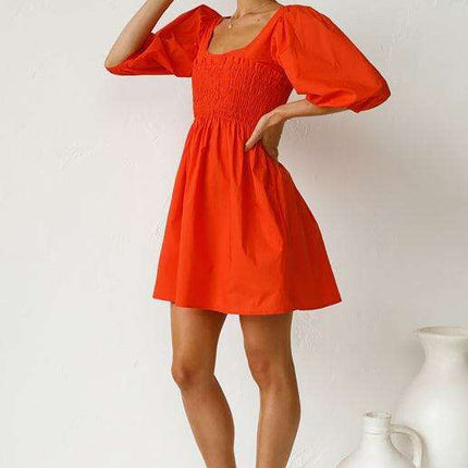 Chic Solid Color Polyester Dress with Lantern Sleeves for Women - Très Elite