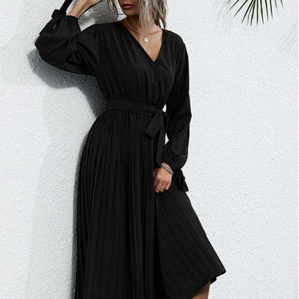 Chic Solid Color V-Neck Dress with Petal Sleeves - Essential for Women's Wardrobe - Très Elite