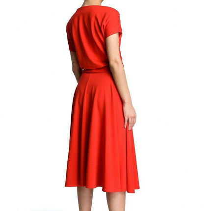Chic Sophistication Day Dress Line - Très Elite