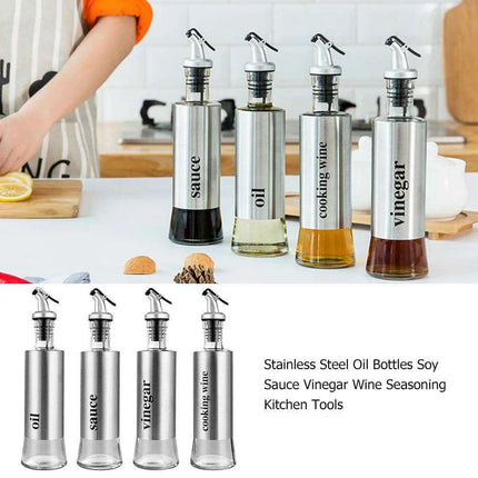 Chic Stainless Steel Oil Dispensing and Spice Jar Ensemble - Transform Your Cooking Journey - Très Elite