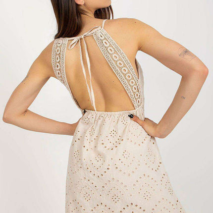 Chic Strapless Cotton Daydress with Openwork Design - Très Elite