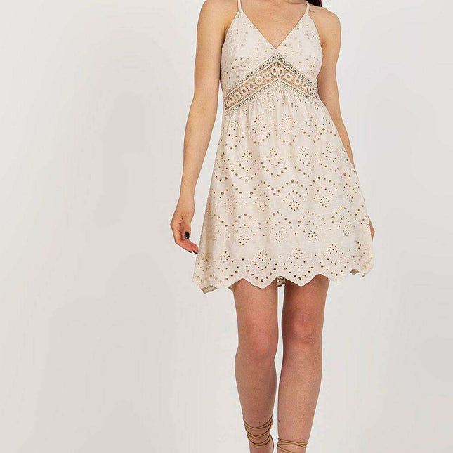Chic Strapless Cotton Daydress with Openwork Design