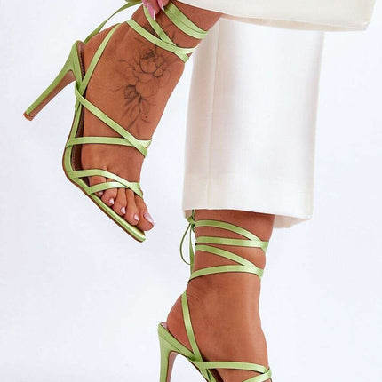 Chic Strappy Heeled Sandals - Model 179632 - Très Elite