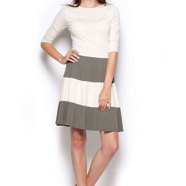 Chic Striped Day Dress - Stylish 3/4 Sleeve Fashion for Every Occasion