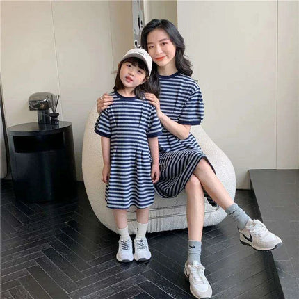 Chic Striped Family Matching Outfits for Parents and Kids in Trendy Korean Style - Très Elite