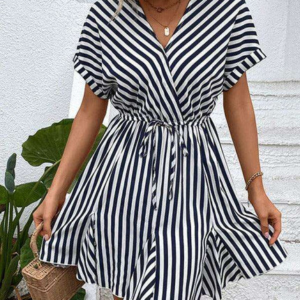 Chic Striped Lapel Dress for Effortless Elegance - Très Elite