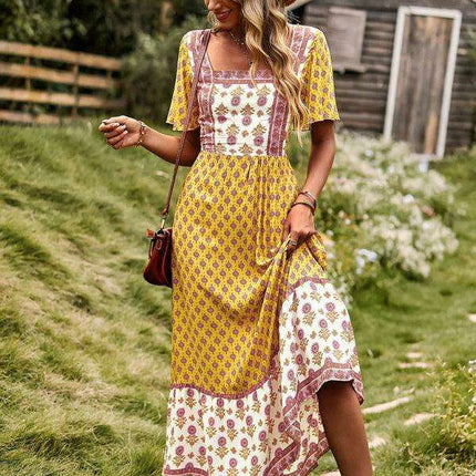 Chic Summer Bohemian Midi Dress with Square Neck - Très Elite