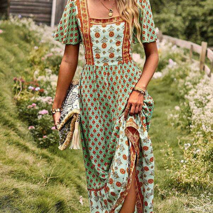 Chic Summer Bohemian Midi Dress with Square Neck - Très Elite