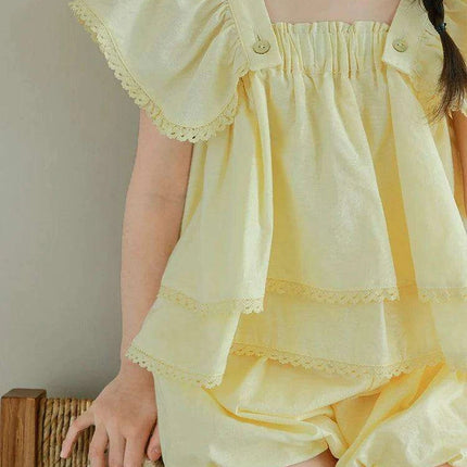 Chic Summer Lace Top and Shorts Set for Girls - Fashionable Casual Outfit - Très Elite