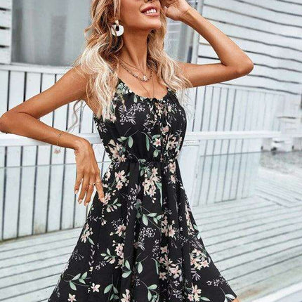 Chic Summer Suspender Dress: Effortless Elegance and Comfort - Très Elite