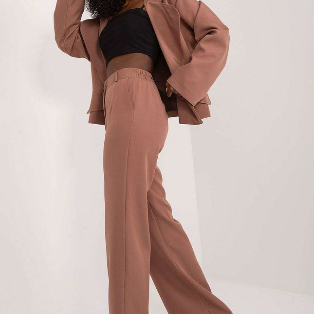 Chic Tailored Trousers: Redefine Your Style with Contemporary Elegance and Comfort