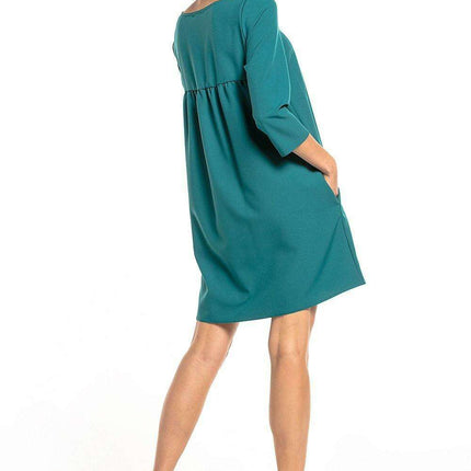 Chic Tessita Daydress: Stylish Pleated Design with Practical Pockets - Très Elite