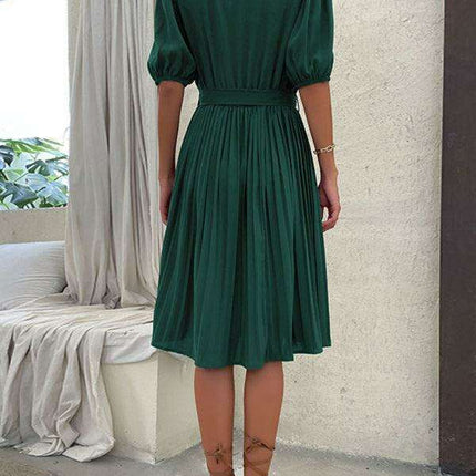 Chic Tie-Detail Pleated V-Neck Dress - Elegant Women's Fashion - Très Elite
