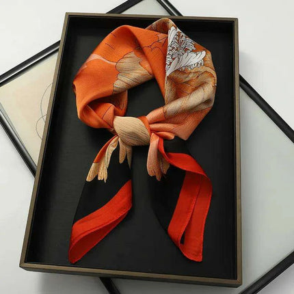 Chic Toddler Elegance: Luxurious 70x70cm Silk Scarf for Ages 6 Months to 4 Years - Très Elite