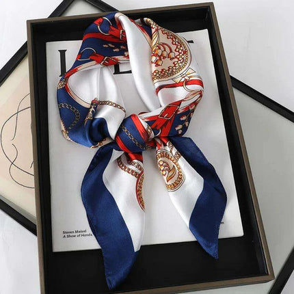 Chic Toddler Elegance: Luxurious 70x70cm Silk Scarf for Ages 6 Months to 4 Years - Très Elite