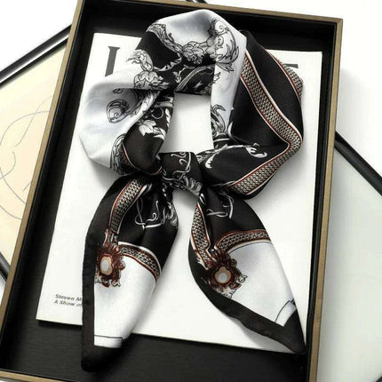Chic Toddler Elegance: Luxurious 70x70cm Silk Scarf for Ages 6 Months to 4 Years - Très Elite