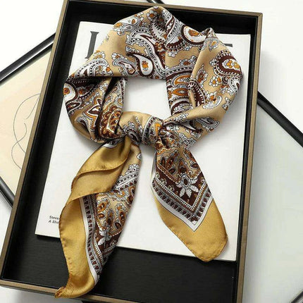 Chic Toddler Elegance: Luxurious 70x70cm Silk Scarf for Ages 6 Months to 4 Years - Très Elite