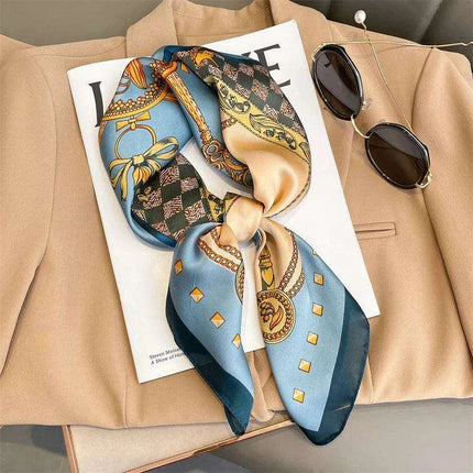 Chic Toddler Elegance: Luxurious 70x70cm Silk Scarf for Ages 6 Months to 4 Years - Très Elite