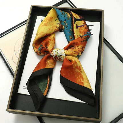 Chic Toddler Elegance: Luxurious 70x70cm Silk Scarf for Ages 6 Months to 4 Years - Très Elite